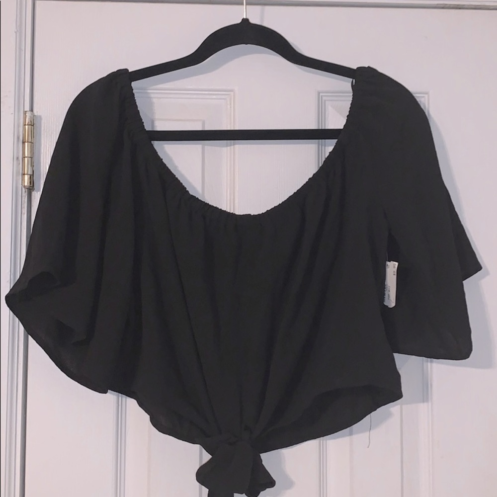 CUTE CROP TOP